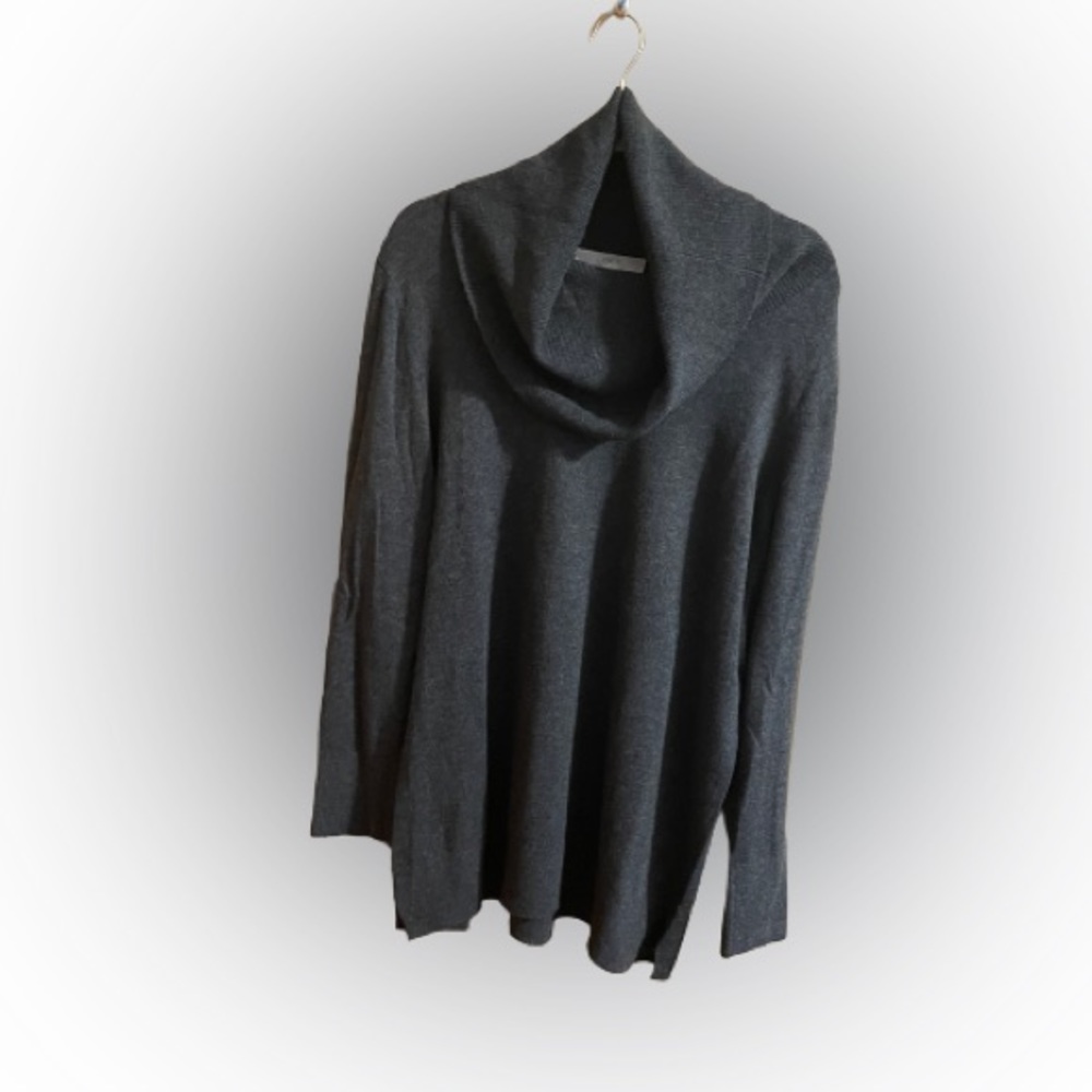 LOFT women’s Grey tunic sweater size extra large.